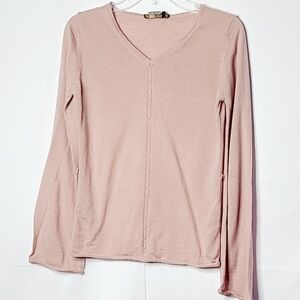 BCBGMAXAZRIA 30% wool vneck bell sleeve sweater M
